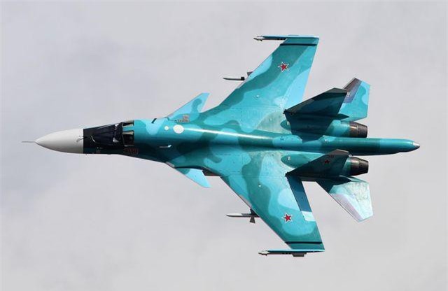  “Xe tăng bay” của Nga diễn tập tiếp dầu trong điều kiện ngặt nghèo