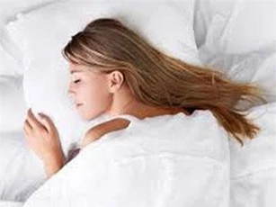 Ngủ sâu giấc giúp não thải các chất độc ra ngoài