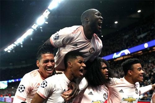 Lukaku lập cú đúp, M.U ngược dòng không tưởng trước PSG