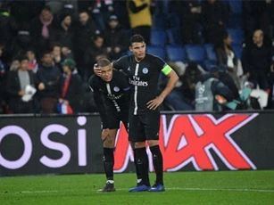 Không nói nên lời, thủ quân PSG chỉ biết cầu xin tha thứ