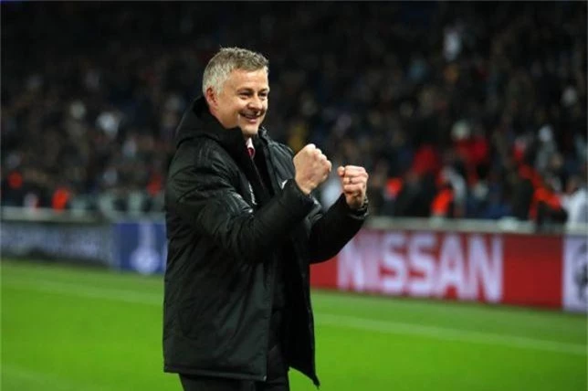 HLV Solskjaer tiết lộ nội dung cuộc nói chuyện giúp MU ngược dòng không tưởng trước PSG