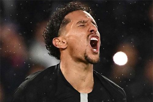 Sao PSG có hành động cực 'sốc' khi đội nhà bị M.U 'đá bay' khỏi Champions League