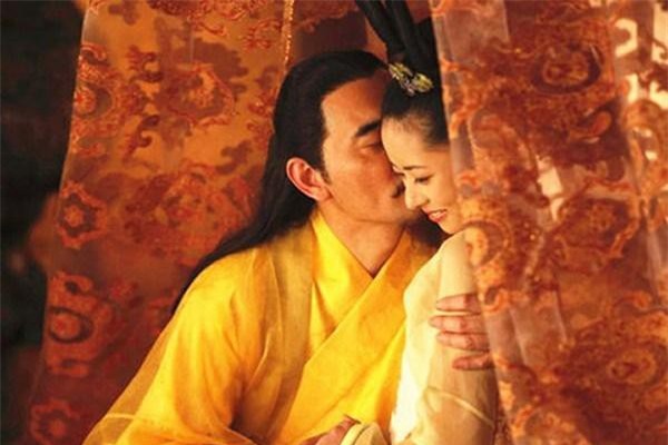 Bí thuật có 1-0-2 về nàng Hạ Cơ: Ân ái nghìn lần vẫn là… gái trinh