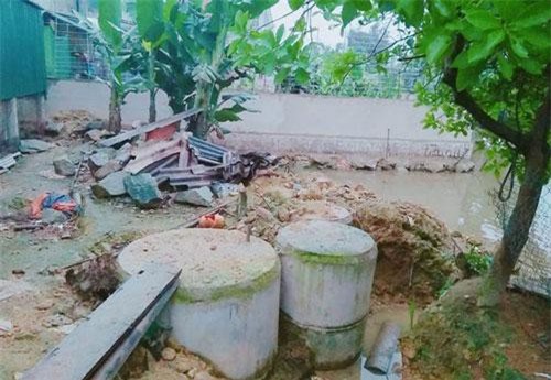 Hà Tĩnh: Xích mích việc xả thải, thầy giáo đánh thư ký tòa... gãy 5 răng