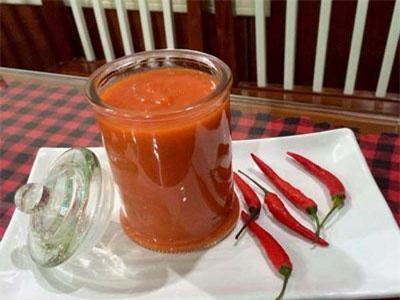 Tự làm tương ớt đơn giản tại nhà