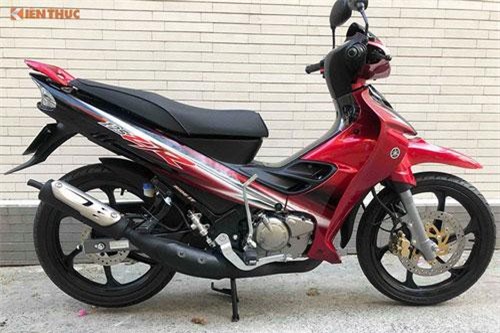 Cận cảnh xe máy Yamaha 125ZR hơn 300 triệu ở Sài Gòn