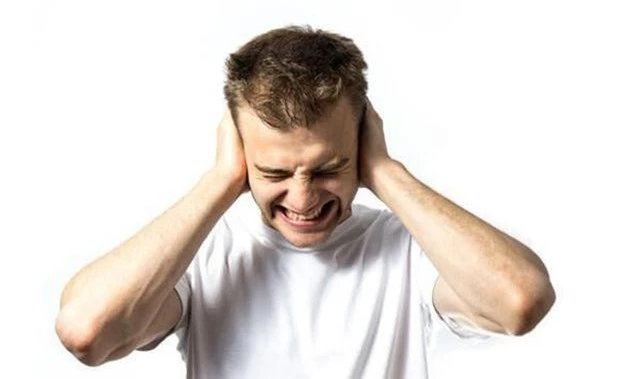 Ù tai về đêm là bị bệnh gì? Điều trị bằng cách nào? - 1 Ù tai về đêm là bị bệnh gì? Điều trị bằng cách nào? - 1