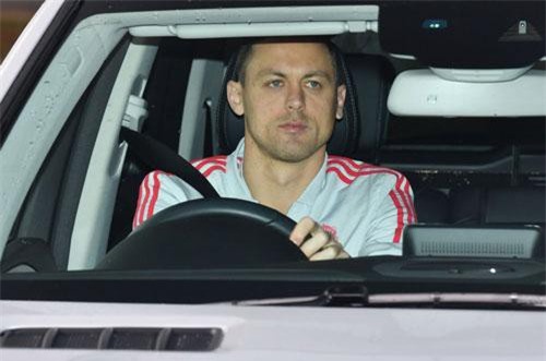 M.U trở lại luyện tập, HLV Solskjaer đón liền 3 tin vui