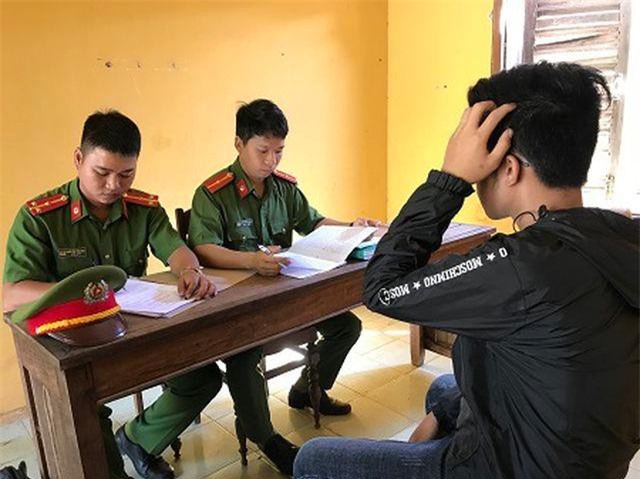 Đắk Nông: Nam thiếu niên dùng clip nhạy cảm tống tiền bạn gái cũ