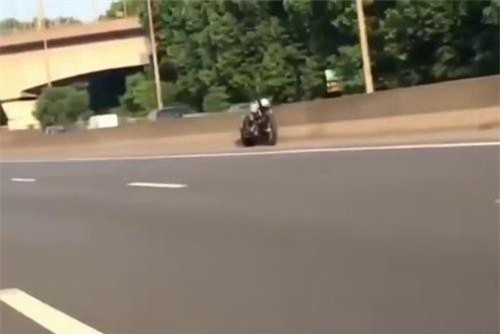 Clip: Những khoảnh khắc 'thót tim' trong cuộc sống