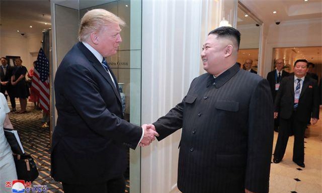 Ông Trump nói quan hệ với ông Kim Jong-un "vẫn rất tốt"