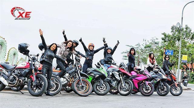 Quý cô Hà Nội chơi môtô "ngầu" và "chất" khiến nam nhân phải nể phục