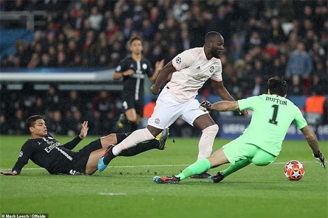 GÓC NHÌN: Khi Lukaku không cần đỡ bước một