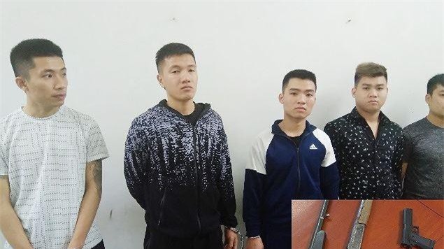 Tạm giữ hình sự 5 đối tượng dùng súng bắn người ở Thanh Hóa