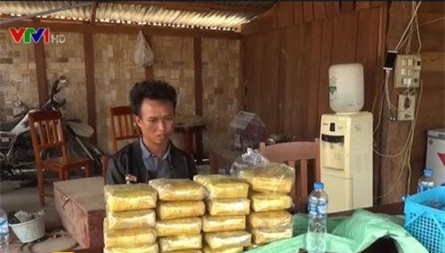 Biên phòng Quảng Trị bắt vụ vận chuyển hơn 100.000 viên ma túy