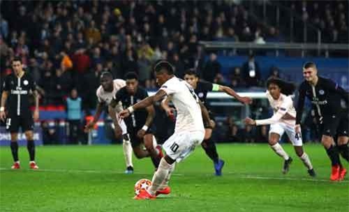 HLV Solskjaer muốn Rashford làm Ronaldo mới, Lukaku thành 'Vua cấm địa'