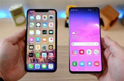 So sánh tốc độ Samsung Galaxy S10 Plus với iPhone Xs Max