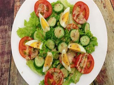 Cách làm món salad sốt mè rang