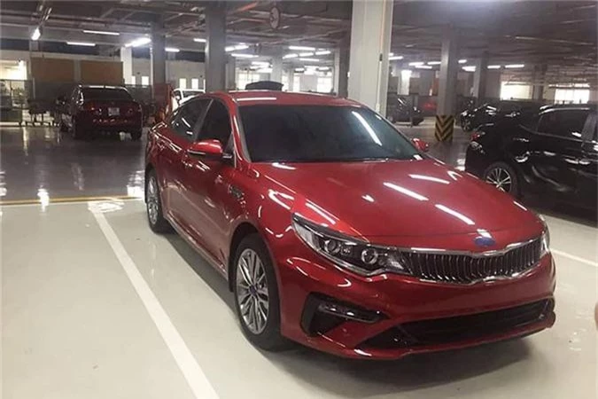 Can canh Kia Optima 2019 ve Viet Nam 