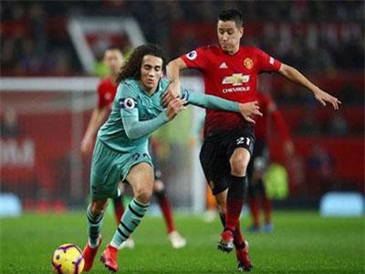 Arsenal - Man Utd: 'Tử chiến' vì tốp 4