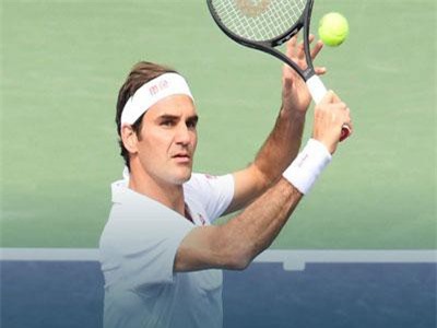 Roger Federer và Kei Nishikori vào vòng 3 Indian Wells
