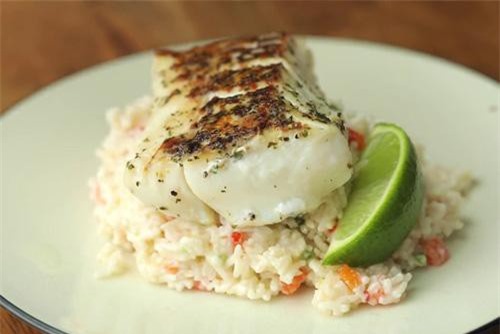 Clip: Cách nấu cơm nước dừa, cá tuyết thơm ngon, ăn nhiều vẫn không lo tăng cân