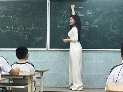 Ba cô giáo nổi như cồn vì quá xinh đẹp, gợi cảm