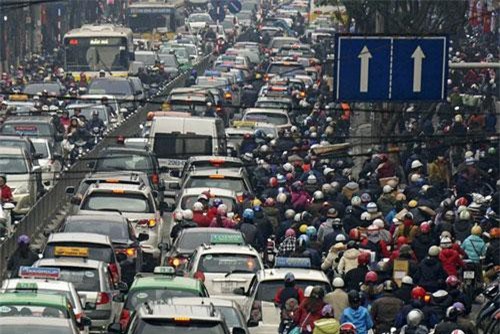 Hà Nội không chỉ dừng lưu thông với xe máy mà giảm cả ô tô