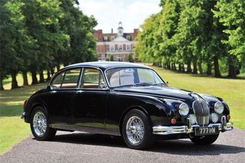 10. Jaguar Mark 1 và Mark 2.