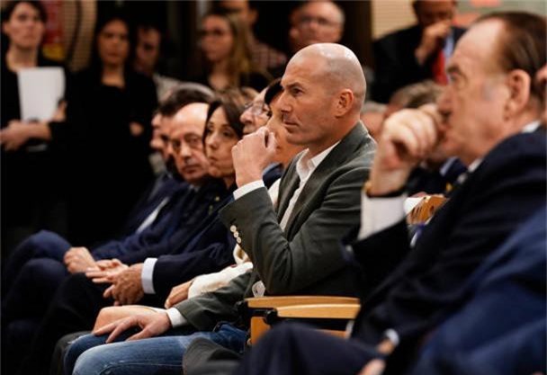 GÓC NHÌN: Trên “đôi tay quyền lực” của Zidane