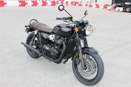 Triumph Bonneville T120 Black 2019.