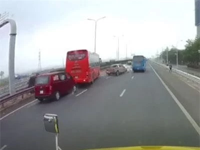 Tai nạn giao thông trên đường cao tốc 
