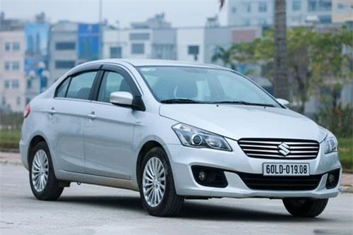 10. Suzuki Ciaz (doanh số: 11 chiếc).