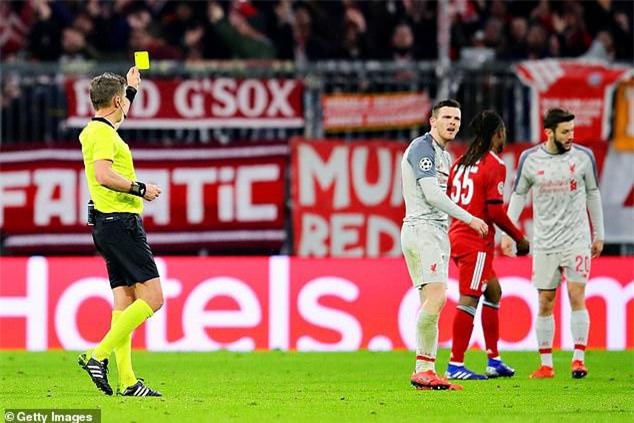 Một phút nông nổi, sao Liverpool mất lượt đi tứ kết