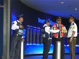 Mexico sơ tán hàng nghìn người do đe dọa đánh bom
