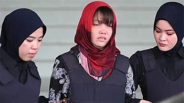 Hoãn phiên tòa xét xử nghi phạm Đoàn Thị Hương tới ngày 1/4.