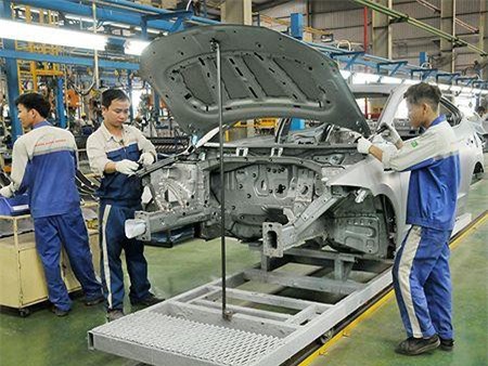 Doanh nghiệp Việt tính 'chơi lớn' xuất khẩu ôtô