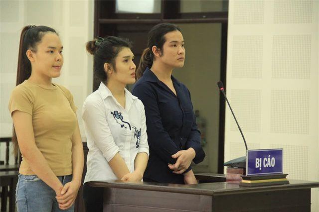 Nhóm chuyển giới từ TPHCM ra Đà Nẵng “dụ” khách mua dâm để trộm cắp