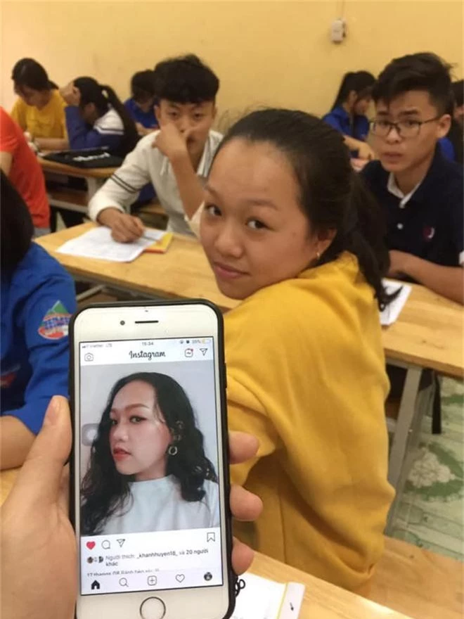 Con gái lúc đi chơi và khi đi học: Ảo thôi đừng ảo quá! - Ảnh 3. Con gái lúc đi chơi và khi đi học: Ảo thôi đừng ảo quá! - Ảnh 3.