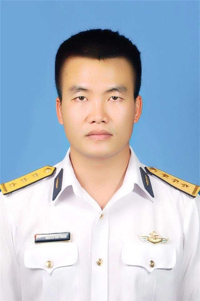 nguyen_van_thuan.jpg