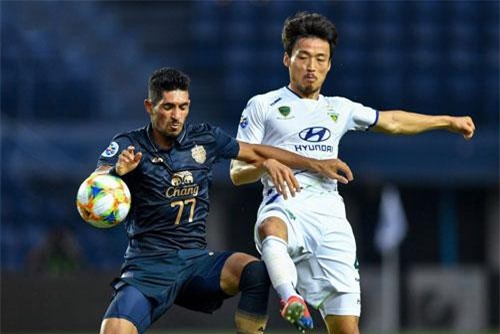 Đội bóng của Xuân Trường gây bất ngờ ở Cúp C1 châu Á