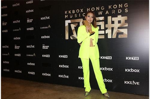 Seungri giải nghệ vì bê bối môi giới mại dâm, Dung Tổ Nhi cảm thấy đáng tiếc