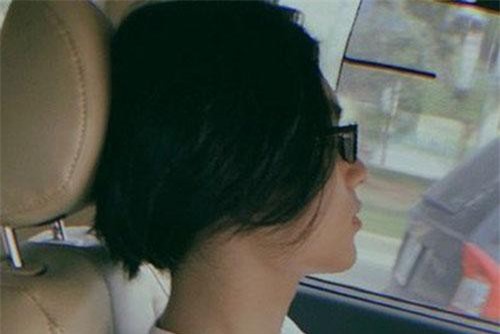 Em trai Sơn Tùng M-TP mới "thả nhẹ" một tấm hình, fan đã đồng lòng: Sao mà giống anh trai thế!