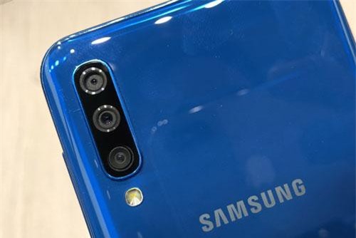 5 ưu điểm đáng 'đồng tiền bát gạo' của Samsung Galaxy A50