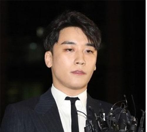 YG hủy bỏ hợp đồng với Seungri, em út Big Bang đối mặt án tù
