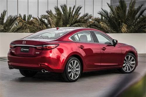 7. Mazda 6 2019.