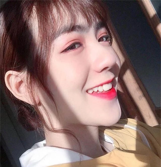 Thiếu nữ Quảng Nam sở hữu gương mặt xinh như búp bê - 4