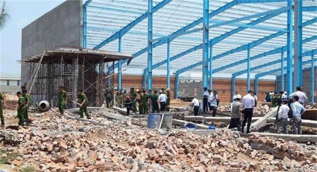 5 công nhân thiệt mạng do sập công trình xây dựng - Ảnh 1.
