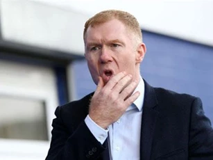 Đội nhà thảm bại, Paul Scholes từ chức HLV sau 31 ngày
