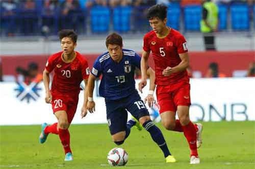 CLB Hà Nội lên tiếng về tin đồn Văn Hậu sang Đức thi đấu